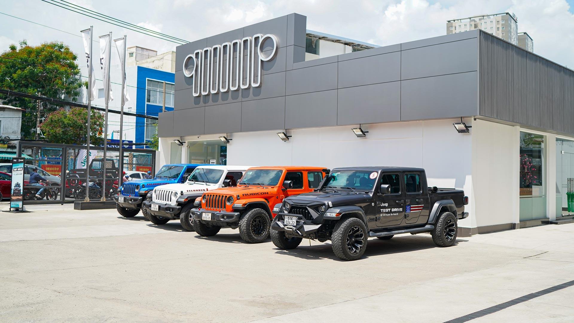 Bảng giá xe Jeep - JEEP RAM VIETNAM